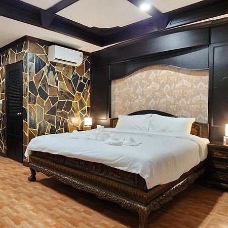Arya Suites Patong Beach Kültér fotó