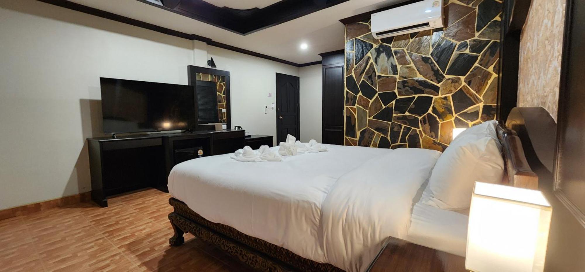Arya Suites Patong Beach Kültér fotó