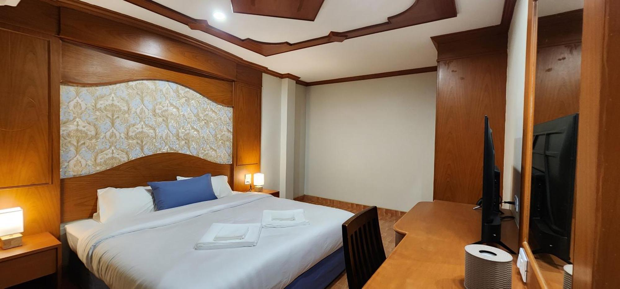 Arya Suites Patong Beach Kültér fotó
