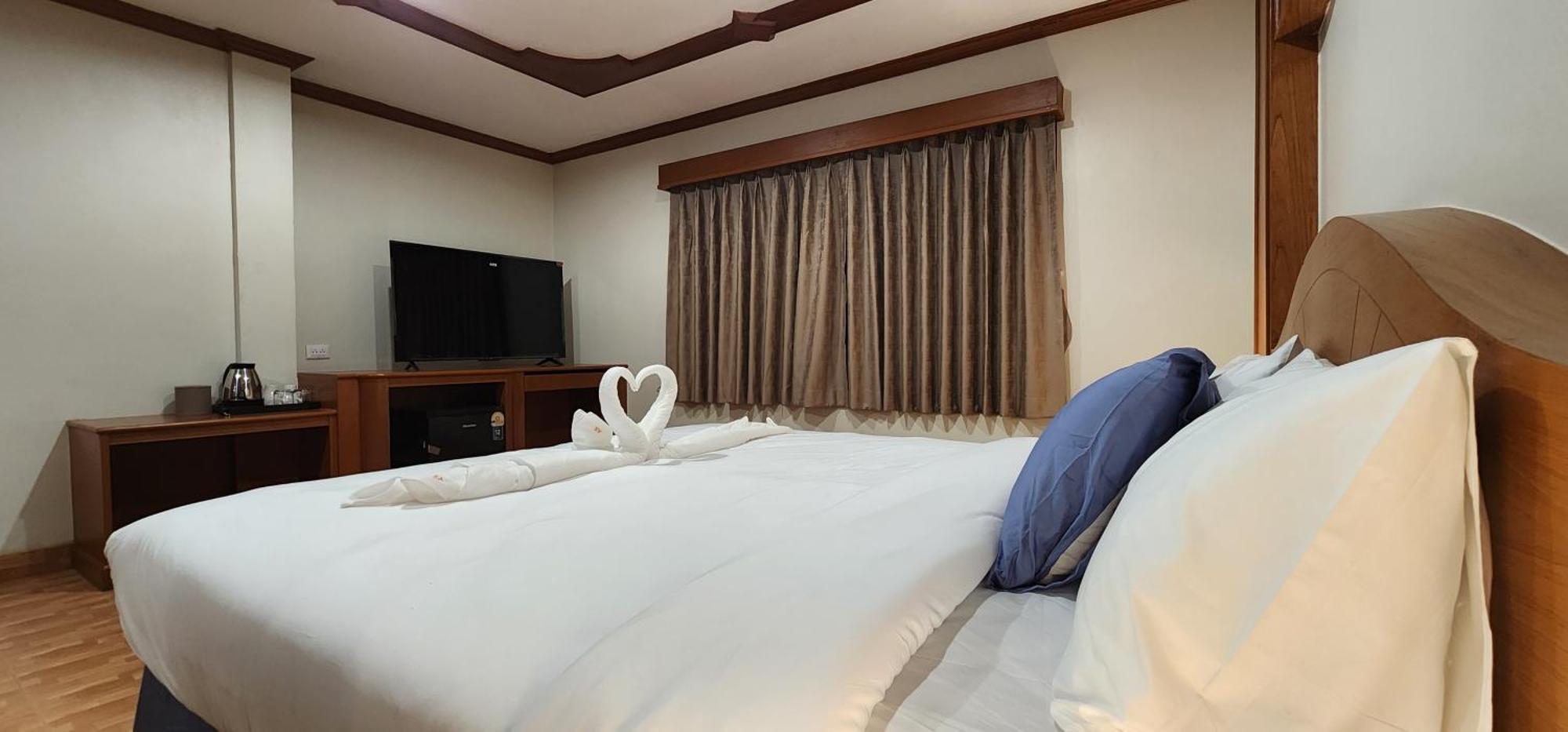 Arya Suites Patong Beach Kültér fotó
